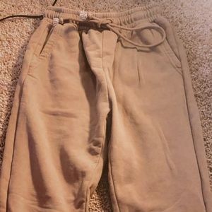 brandy melville dupe: brown sweatpants :)